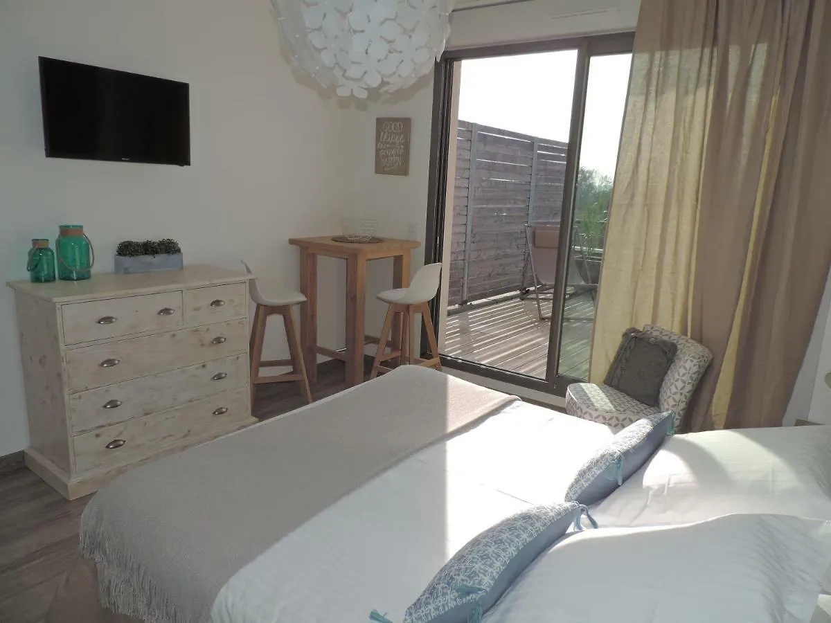 آيكس أومبروفينس Studios Nuitee En Provence آيكس أومبروفينس
